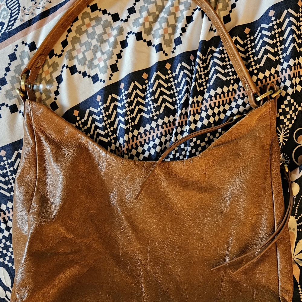 Hobo Brown Leather Shoulder Bag - Picture 2 of 14